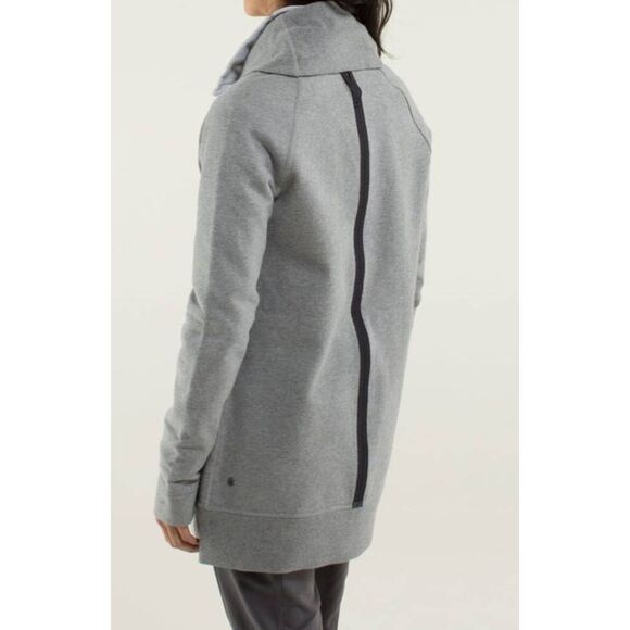 LULULEMON ATHLETICA Yin To My Yang Cardi Size 6 - Picture 2 of 4